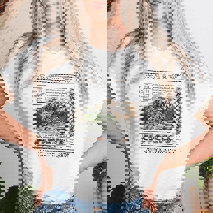 Aquarium Lover Retro 90'S Style Vintage Fashion For Women T-shirt Aquarium Lover Retro 90'S Style Vintage Fashion T-shirt