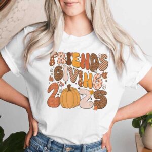 Retro Friends Giving 2025 Thanksgiving Fall Friendsgiving T-shirt